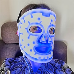 Vilifti LED Face Neck Mask for Skin Rejuvenation and Acne Treatment Omnilux SolaWave